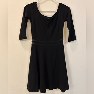 (L) Black Lulu’s Dress